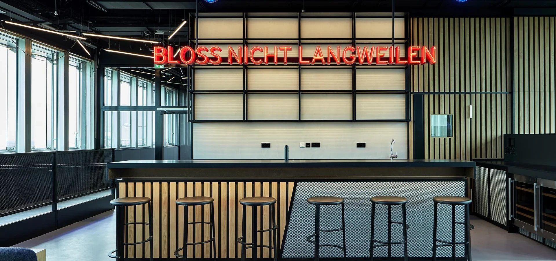 Kundenreferenz: RBB DACHLOUNGE